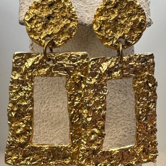 Susan Shaw Belle Quad Earrings w/Vtg French Foil Texture - Picture 5 of 6